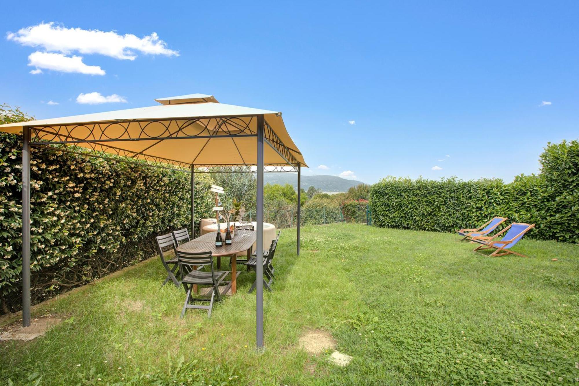 La Luna Nel Lago Lake View Garden - Happy Rentals Іспра Екстер'єр фото